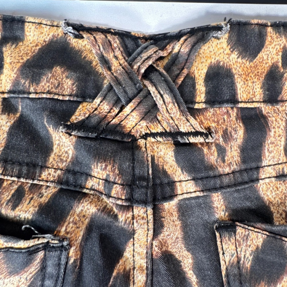 Tripp NYC Y2K Leopard‎ Print Skinny Jeans Size 3 - Picture 4 of 7